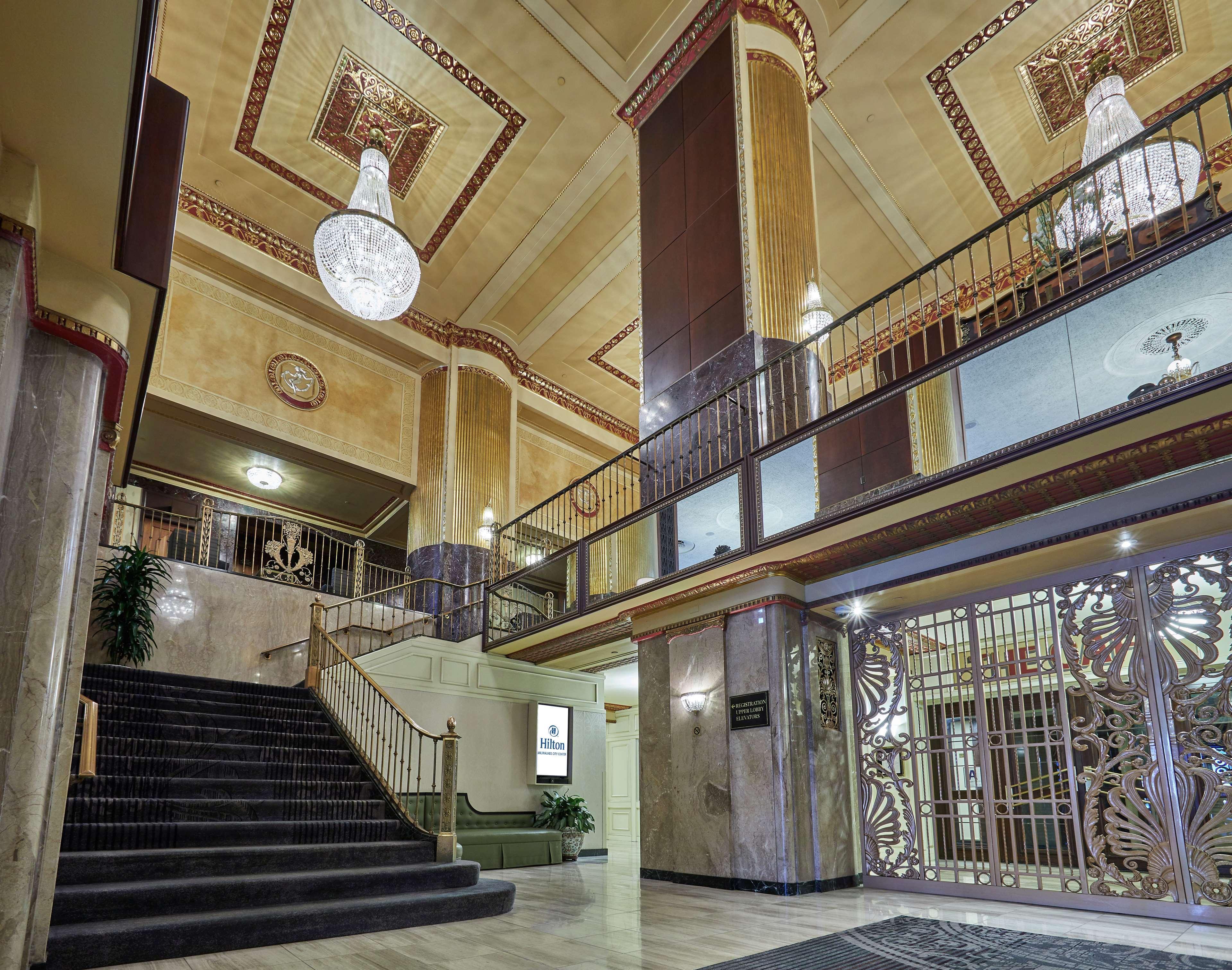 Hotel Hilton Milwaukee Extérieur photo
