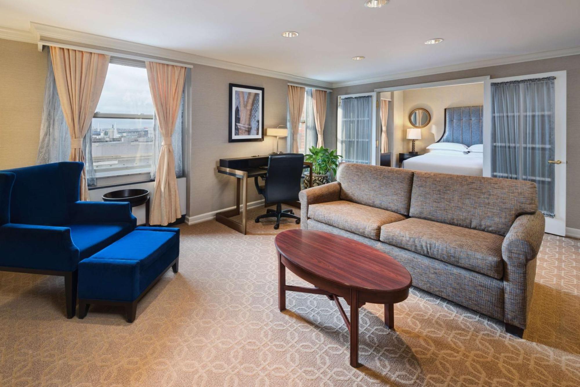 Hotel Hilton Milwaukee Extérieur photo